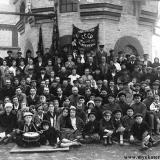 Краснодар. Рабочие и служащие Госпивзавода им. "1 мая", 1 мая 1928 года