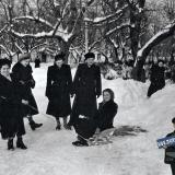 Краснодар. В сквере им. К.Е. Ворошилова, зима 1956 года