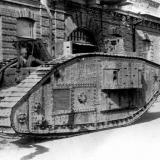Новороссийск. Трофейный британский тяжёлый танк MK-V, весна 1920 г.