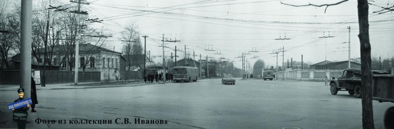 Краснодар. Угол улиц Шаумяна и Северной. 22 декабря 1963 года. Краснодар. Угол улиц Шаумяна и Северной. 22 декабря 1963 года.