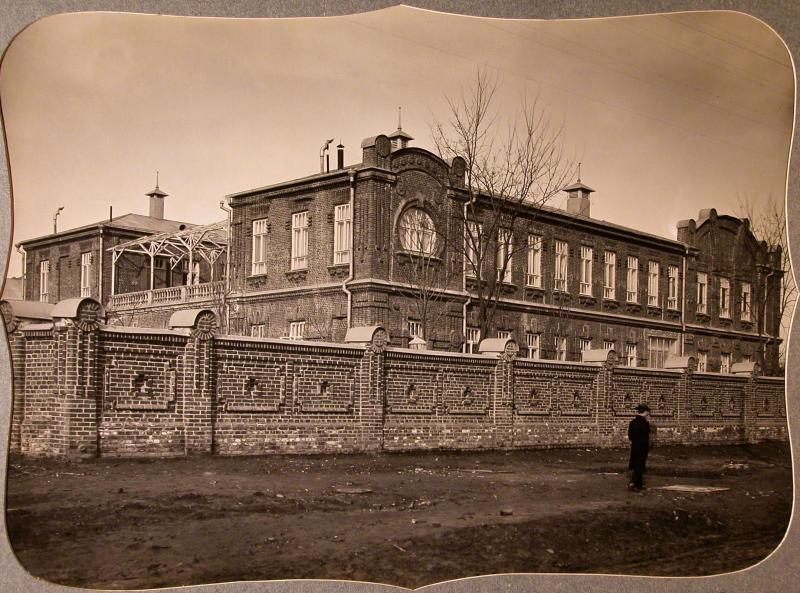 Екатеринодар. Вид здания общины с юго-восточной стороны, 1915 год.