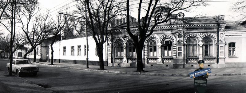 Краснодар. Улица Красноармейская, дом 95, 1989 год