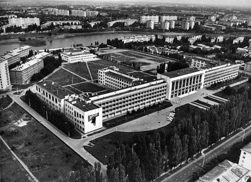 Краснодар, Кубанский Государственный университет, 1978 год Краснодар, Кубанский Государственный университет, 1978 год
